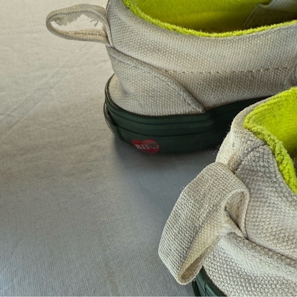 Vans Kids Avocado Green Slip-On Sneakers - Picture 4 of 11